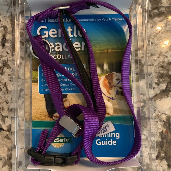 Gentle Lead Head Collar - Picture 2 of 3